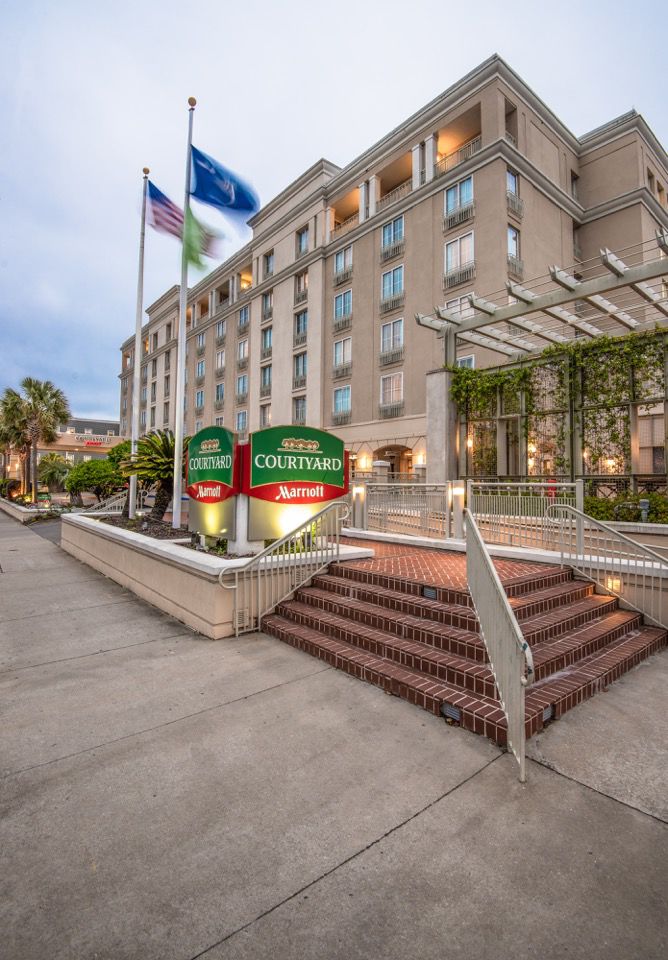 Courtyard Marriott Charleston (copy)